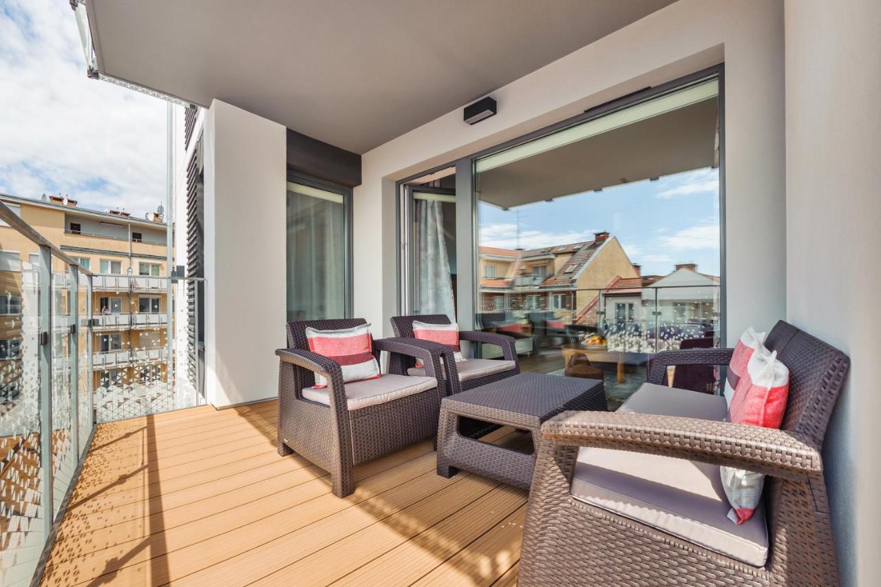 Apartamenty Sun & Snow Nadmorskie Tarasy Z Basenem Kołobrzeg Esterno foto