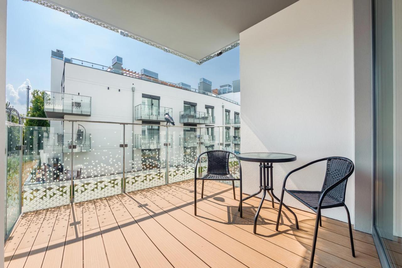 Apartamenty Sun & Snow Nadmorskie Tarasy Z Basenem Kołobrzeg Esterno foto